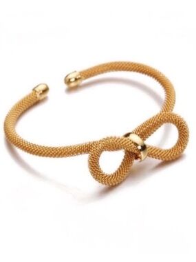 New! Gold Mesh Bow Cuff Bracelet NWOT